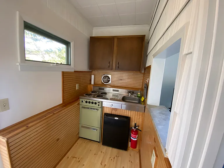 19 Wilson Way E — Photo 5