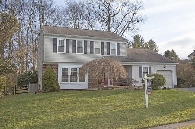 1st image of 24 Forest Creek Dr