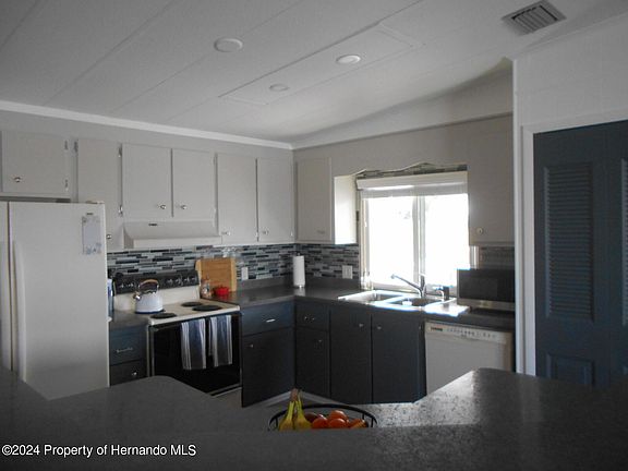 2nd image of 7713 Moriah Ave