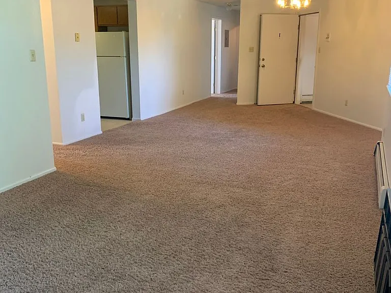 139 Brookfield Court — Photo 6