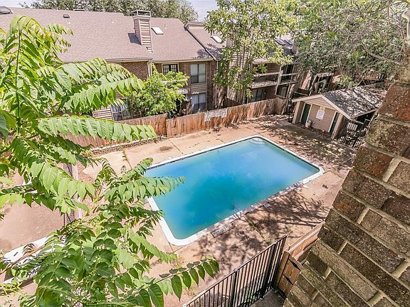 2nd image of 5750 Phoenix Dr APT 22