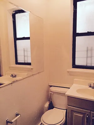 Rented by Bohemia Realty Group | media 39