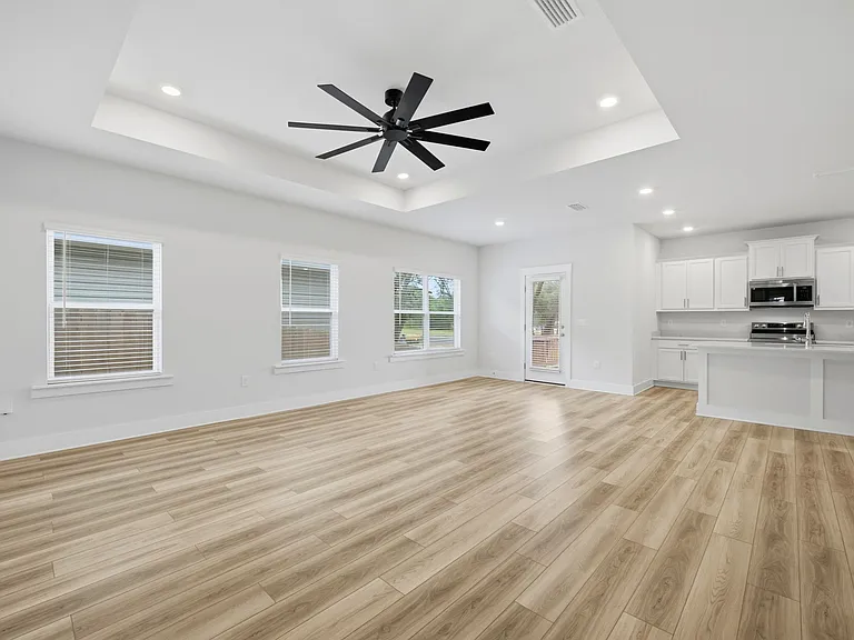 209 Camellia Dr — Photo 21