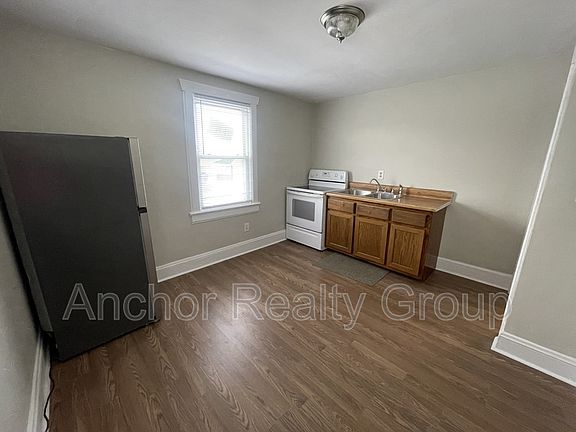 3rd image of 3102 Arctic Ave APT 7