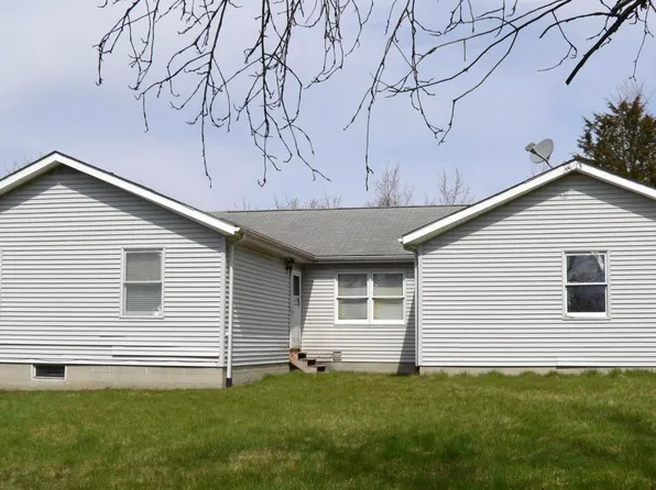 12390 Dodds Rd, Newark, OH 43056