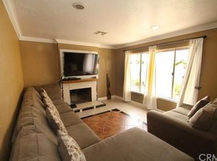 2307 Mesquite Ln, Corona, CA 92882