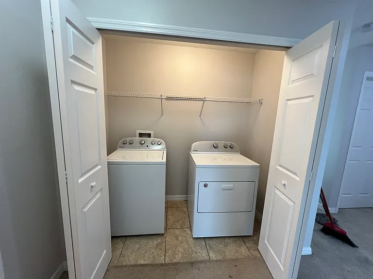 2400 Seven Oaks Dr — Photo 11
