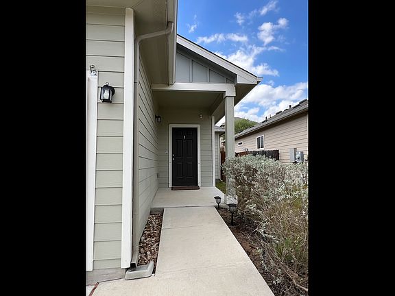 Walkway to front door