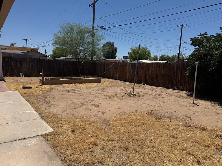 8116 N 29th Dr — Photo 18