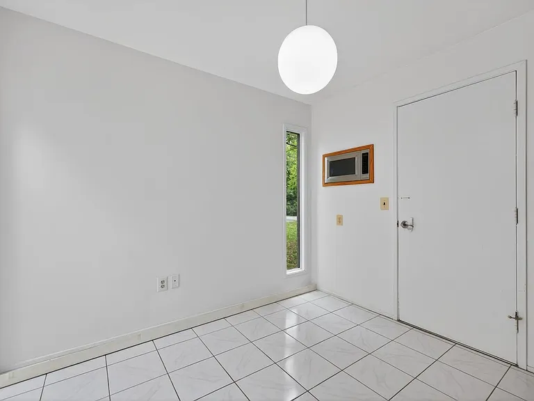 9404 Woodington Dr — Photo 14