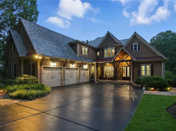 648 Dogwood Way, Dawsonville, GA 30534