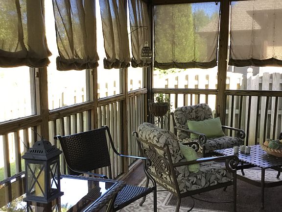 Screened Porch