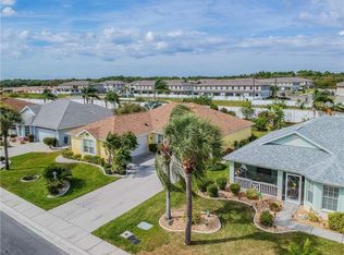 2326 Emerald Lake Dr, Sun City Center, FL 33573