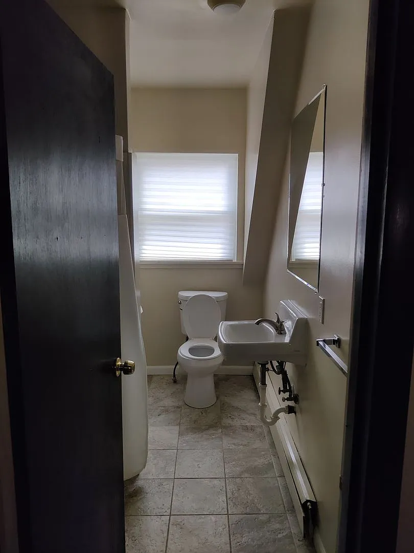 Friendship - 2 BR Apartment 2BA - 3rd Floor — Photo 4