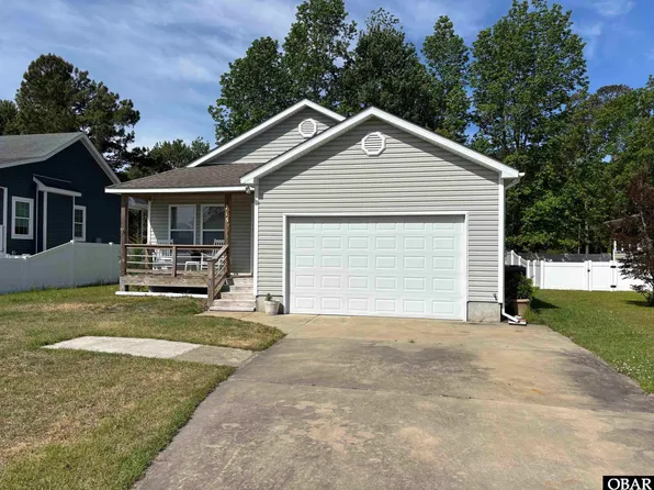 718 N George Howe Street, Manteo, NC 27954