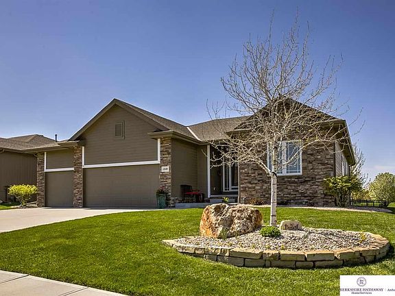 2nd image of 12118 S 213th Ave