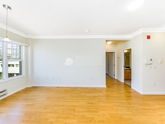 2nd image of 900 Van Ness Ave APT 602