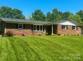 2358 14th Street Ct NE, Hickory, NC 28601