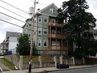 8 Eaton St, Providence, RI, 02908