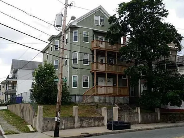 8-10 Eaton St, Providence, RI 02908