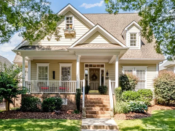 5572 Yorke St NW, Concord, NC 28027