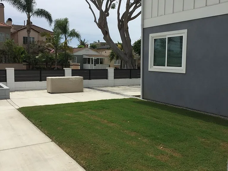 1505 Palm Ave — Photo 3