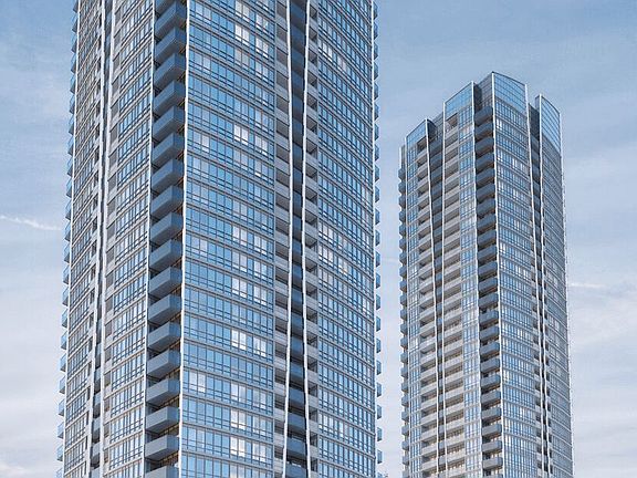 3rd image of 30 Upper Mall Way #3504