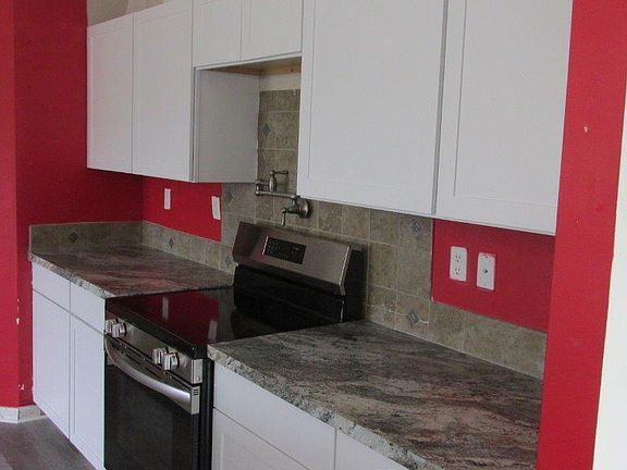 5th image of 516 Farmer Ln