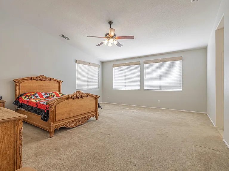 5549 Las Brisas Ter — Photo 28