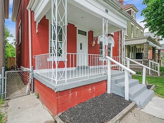 3rd image of 347 N Monroe Ave
