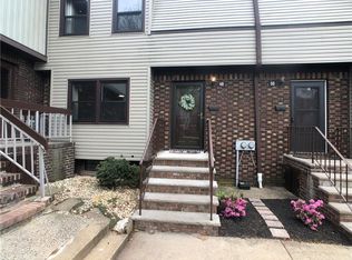 49 Highview Dr, Woodbridge, NJ