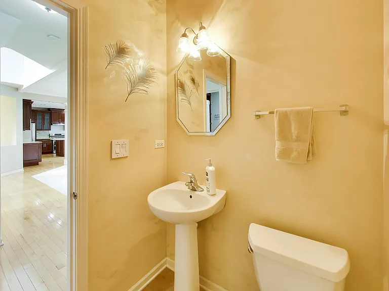 501 Tuscany Dr — Photo 14