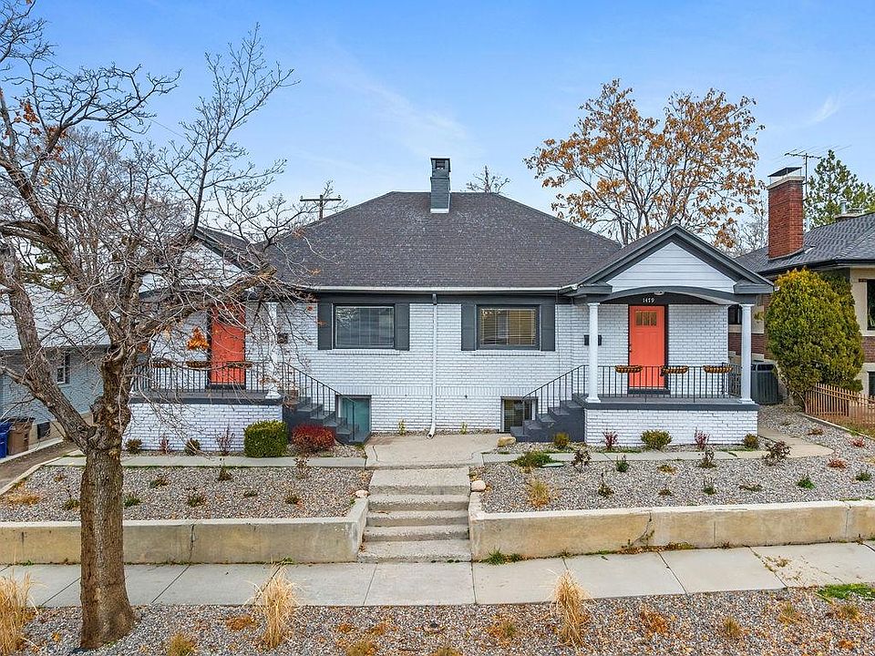 1st image of 1479 E Roosevelt Ave
