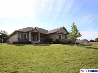 7 Daisy Trl, Wahoo, NE 68066