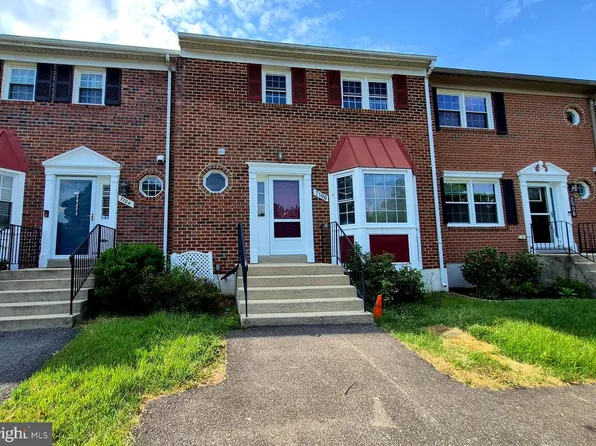 7106 Snug Harbor Ct, Alexandria, VA 22315