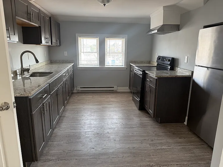 1269 Broad St #3 — Photo 1