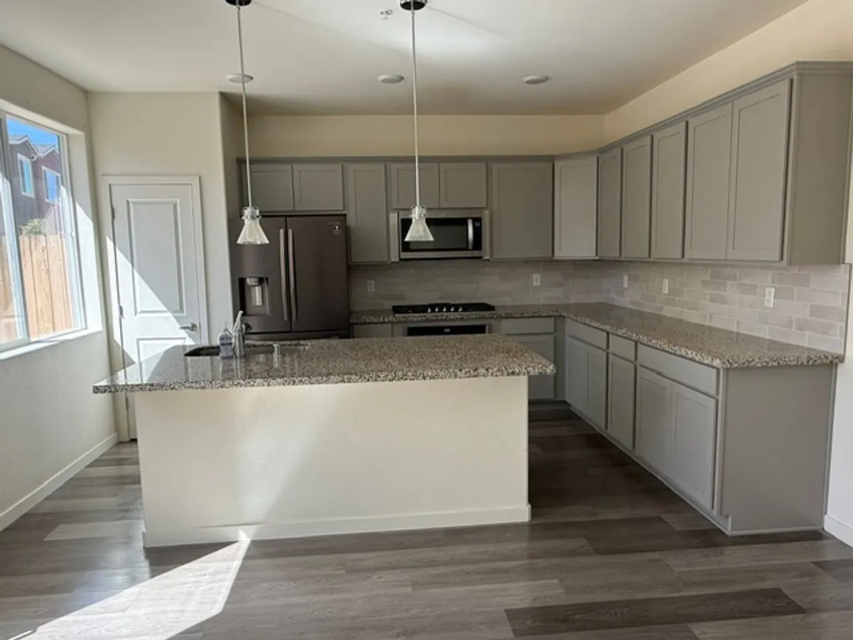 Building Photo - 4903 Black Falcon Way