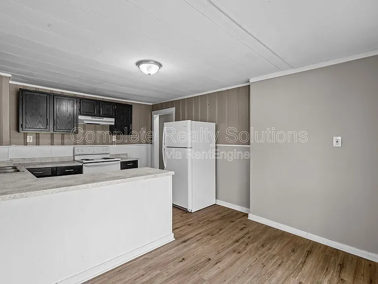2724 Pasteur Ave — Photo 5