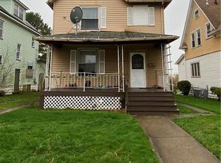 818 S Oakland Ave, Sharon, PA