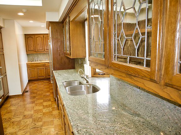 2nd image of 6044 Mossbank Dr