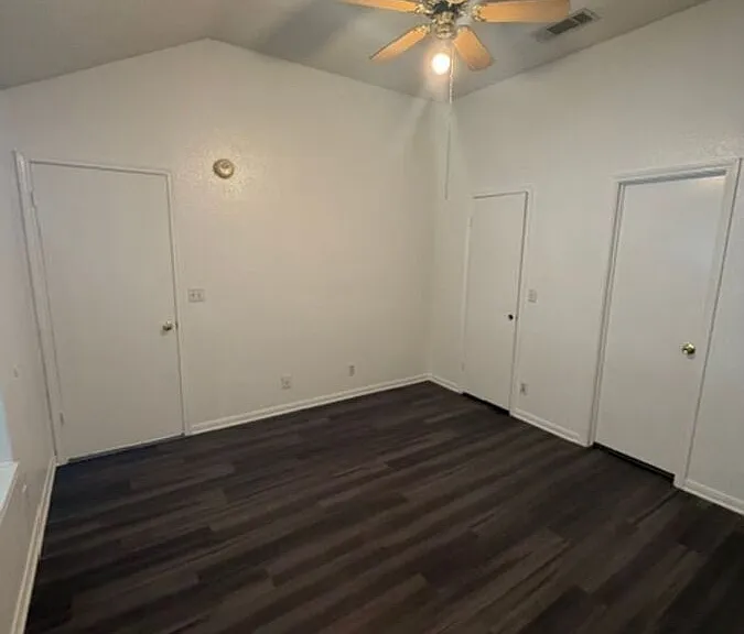 2204 Sherman Dr — Photo 19