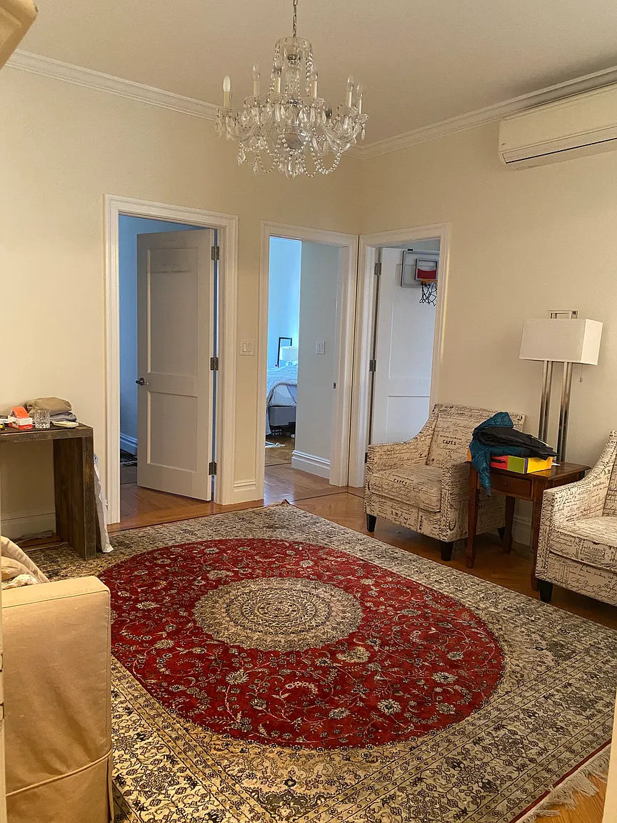 1240 Park Ave photo 1