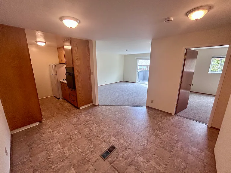 151 Irene Ct #4 — Photo 1