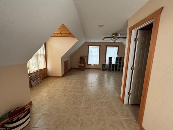24293 Meherrin Rd, Courtland, VA 23837