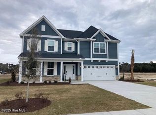 187 Planters Walk, Hampstead, NC 28443
