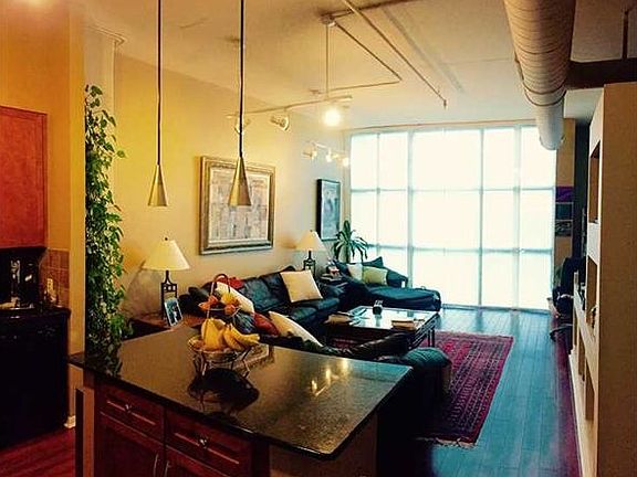 4th image of 2001 Biscayne Blvd APT 2514