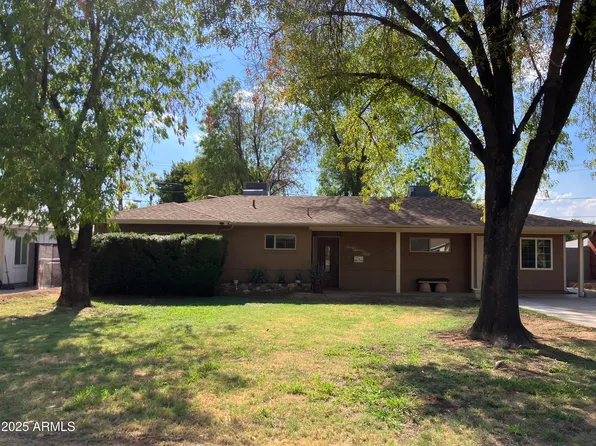 6750 N 11TH Place, Phoenix, AZ 85014