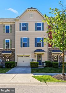 549 Fox River Hills Way, Glen Burnie, MD, 21060