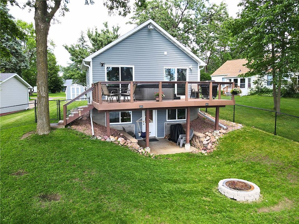 1st image of 1017 Colan Boulevard