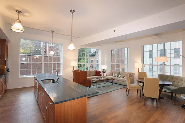 Sold by Manhattan Skyline | media 6